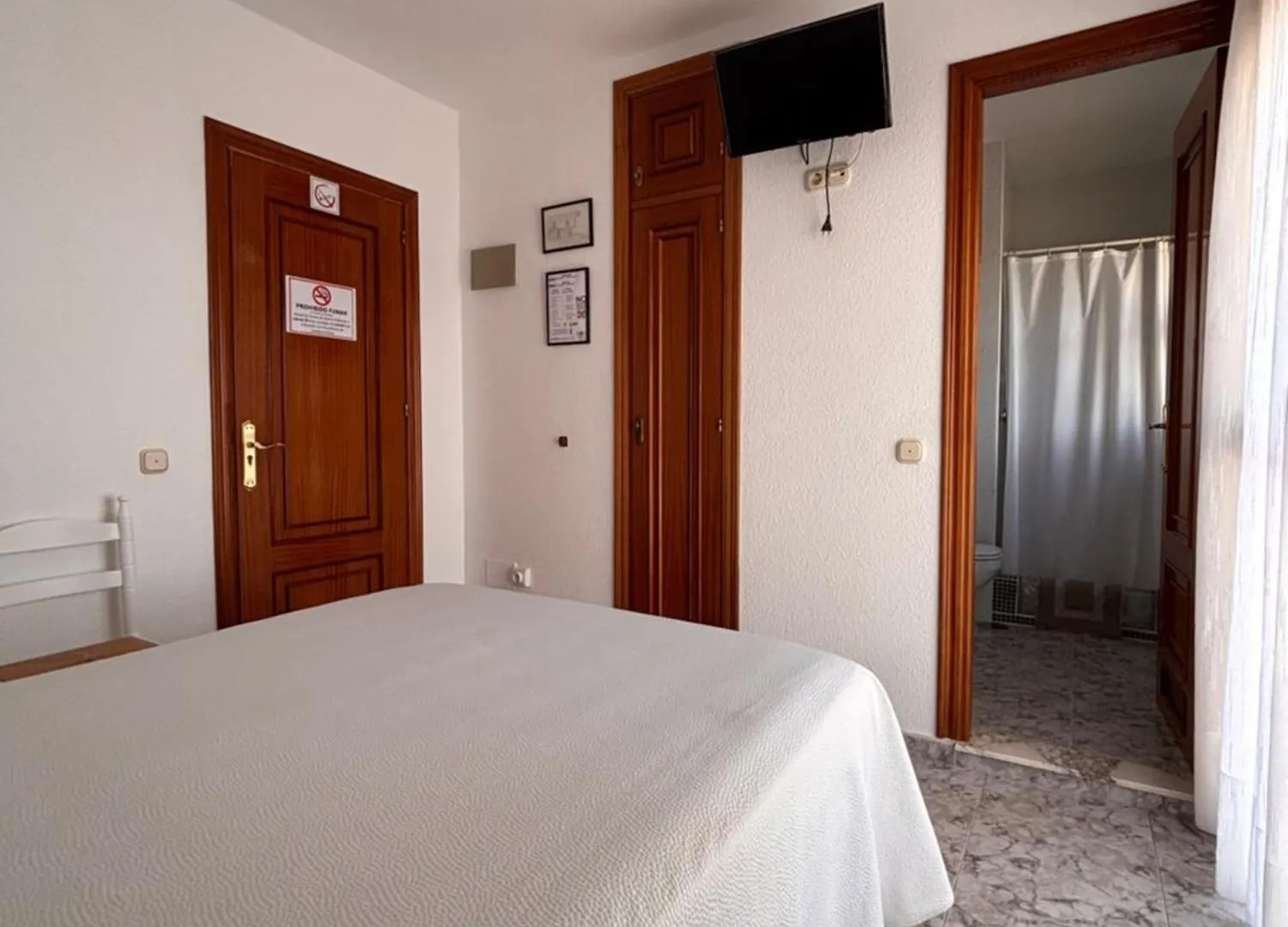 Guest house Hostal Las Dunas Cabo De Gata