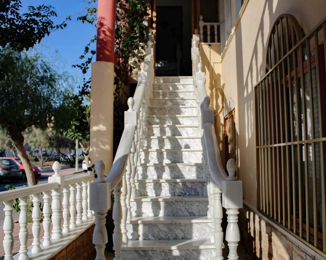 Hostal Las Dunas Cabo De Gata Guest house